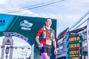 BIB: 5506, 160, 320919, 100, 130913, 1209, 00000, 
                            <button type="button" onclick="openModal(21794697)" class="btn btn-primary btn-sm float-right btn-popup" data-toggle="modal" data-target=".modal-high-quality">
                        <i class="fas fa-shopping-cart"></i> Add to Cart
                    </button>
                                            <button type="button" onclick="isThisMe(21794697, true)" class="btn btn-success btn-sm float-right btn-popup btn-isme hidden" data-toggle="tooltip" data-placement="bottom" title="นี่คือรูปของคุณใช่ไหม คลิกที่นี่เพื่อเอาเข้าอัลบั้ม">
                        <i class="fas fa-plus"></i> Add to album
                    </button>
                    <button type="button" onclick="isThisMe(21794697, false)" class="btn btn-warning btn-sm float-right btn-popup btn-isnotme hidden">
                        <i class="fas fa-ban"></i> Remove from album
                    </button>